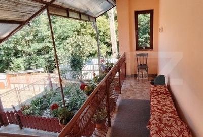 Casa traditionala cu 3 camere, teren mare si gradina in Bardesti - 5