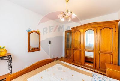 Apartament cu 3 camere la Lebada - 5