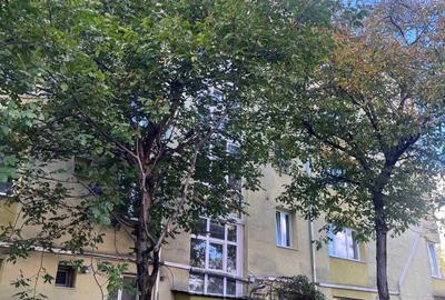 Apartament cu 3 camere decomandat în Central - 8