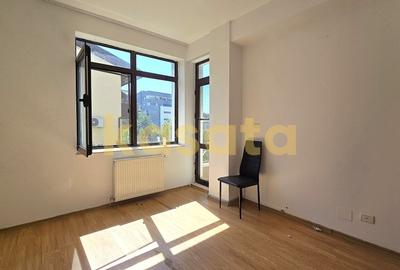 Casă cu 6 camere cu Teren 172 Mp în Băneasa - 9