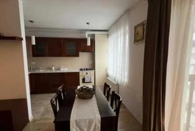 Apartament cu 3 camere decomandat, mobilat în Răcădău - 9