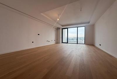 Apartament cu 3 camere semidecomandat în Floreasca