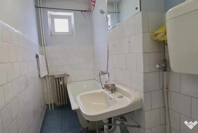 Apartament cu 3 camere decomandat în Sud - 8