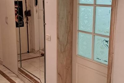 Apartament cu 3 camere decomandat în Decebal - 2