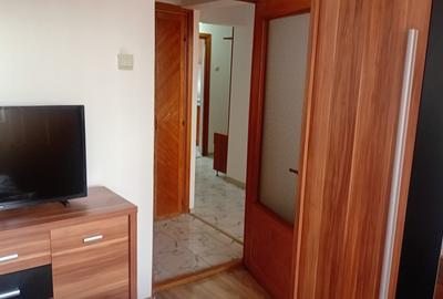 Apartament cu 3 camere decomandat, mobilat în Intim - 5