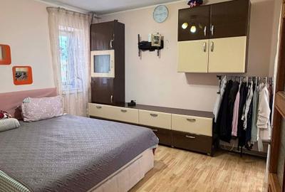 Apartament cu 3 camere decomandat în George Enescu - 2