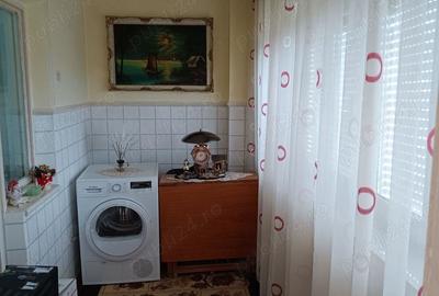 Apartament cu 2 camere decomandat în Târgu Ocna - 1