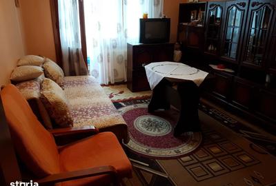 Apartament cu 3 camere semidecomandat în Central - 2