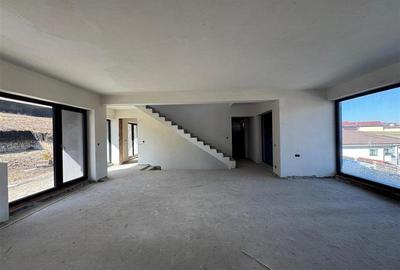 Casă individuală cu 4 camere cu Canalizare în Chinteni - 14