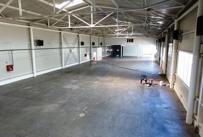 Spatiu industrial/hala 1535mp de inchiriat in zona Tirighina Galati