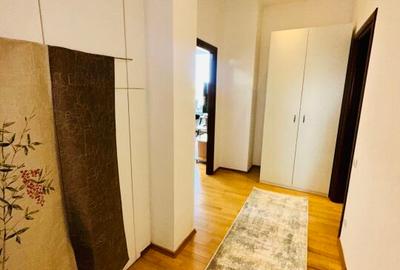 Aleea Privighetorilor- Penthouse 833 mp utili mobilat complet 3600 Euro + TVA - 19