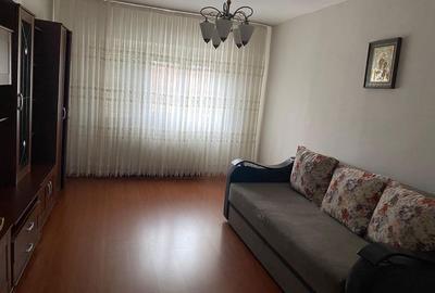 Apartament cu 3 camere decomandat în Central - 2