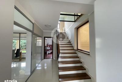 Casă cu 6 camere cu Teren 611 Mp în Central - 12