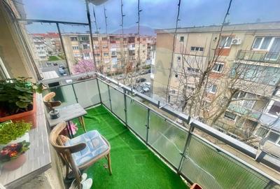 Apartament cu 3 camere in zona ALFA - 9