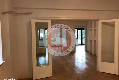 Apartament cu 4 camere semidecomandat în Amzei