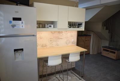 Duplex cu 5 camere cu Canalizare în Central - 9