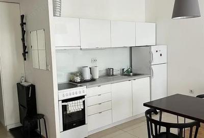 Vanzare garsoniera zona 1Decembrie - 1