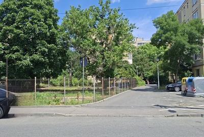 Teren de 457 mp, în Siloz - 2