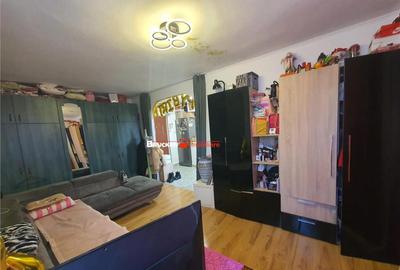 Apartament cu 3 camere de