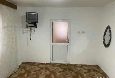 Casă cu 3 camere în Central - 1
