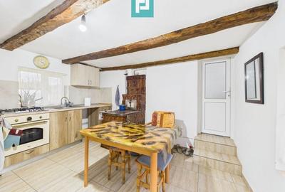 Casă renovată în localitatea Lazuri, Arad - 12