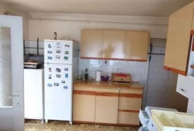 Casă cu 3 camere cu Canalizare în Lazaret - 4