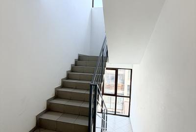 Garsonieră decomandată, mobilată în 1 Decembrie 1918 - 13