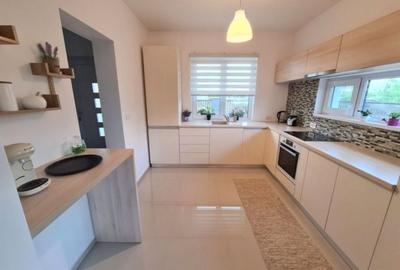 Casa situata intr-o zona linistita, in Dumbravita. Casa situata intr-o zona linistita, in Dumbravita. - 19