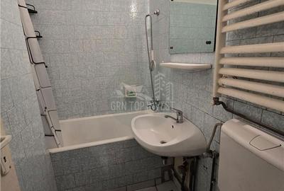Apartament cu 3 camere decomandat în Central - 3