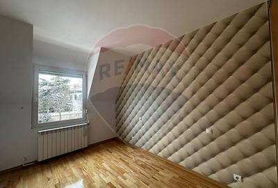 Casă cu 6 camere cu Piscina în Băneasa - 14