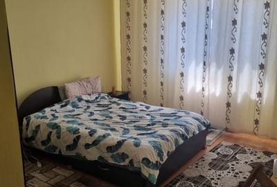 Casă cu 3 camere cu Teren 250 Mp în Central