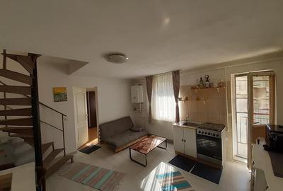 Apartament 3 camere si balcon zona Cedonia - 1