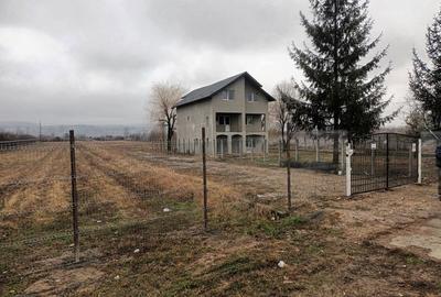 Spațiu comercial, în Argeșelu - 1