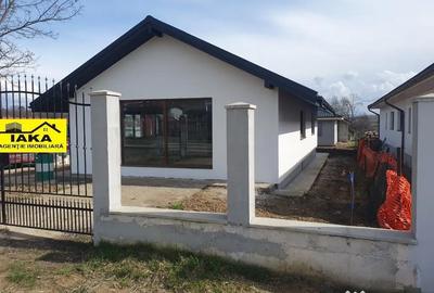 Casă cu 2 camere cu Teren 600 Mp în Tăuții-Măgherăuș - 7