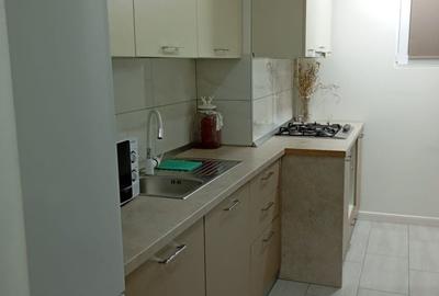Apartament cu 2 camere semidecomandat în Ultimul leu