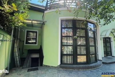 Casă cu 4 camere cu Teren 200 Mp în Central