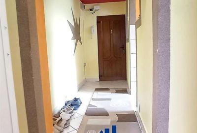 Apartament cu 2 camere decomandat în Micro 17