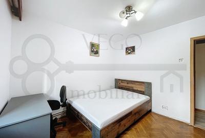 Apartament cu 3 camere decomandat, mobilat în Zorilor