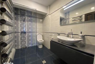 Apartament cu 4 camere în Central