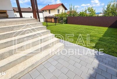 Casă cu 4 camere cu Teren 250 Mp în Central
