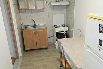Garsonieră decomandată în Dâmbovița - 3