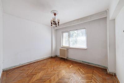 Apartament cu 2 camere decomandat în Banat