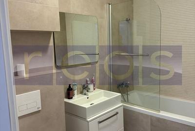 Apartament cu 2 camere, mobilat în Central