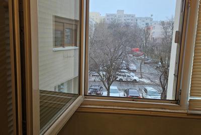Apartament cu 3 camere semidecomandat în Titan - 16