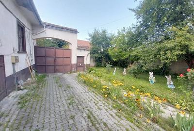 Casă individuală cu 9 camere cu Teren 1300 Mp în Central - 2