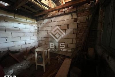 Casă cu 7 camere cu Teren 467 Mp în Central - 5