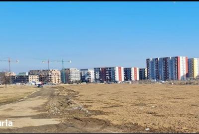 Teren de 5000 mp, în Central