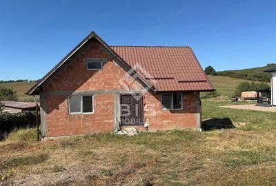 Casă cu Teren 1000 Mp în Nord