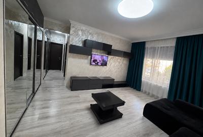 Apartament cu 2 camere decomandat, mobilat în Tomis Plus