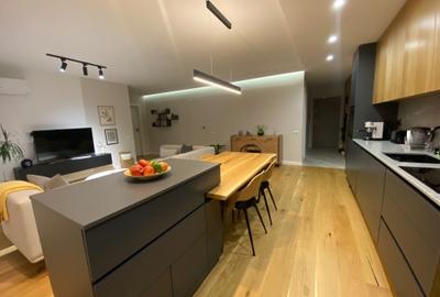 Apartament cu 3 camere semidecomandat în Central - 15